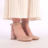 Hazel - Pale Pink