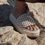 Knotted Platform Slide - Milk