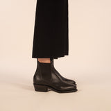 Lady Yearling, Leather Sole - Black | In-Store Only