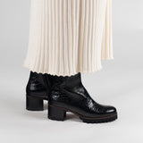 Isla - Black Croc