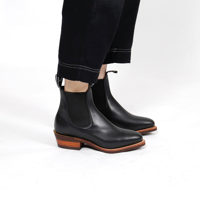 Chestnut Lady Yearling Rubber Sole Boots, R.M.Williams Chelsea Boots